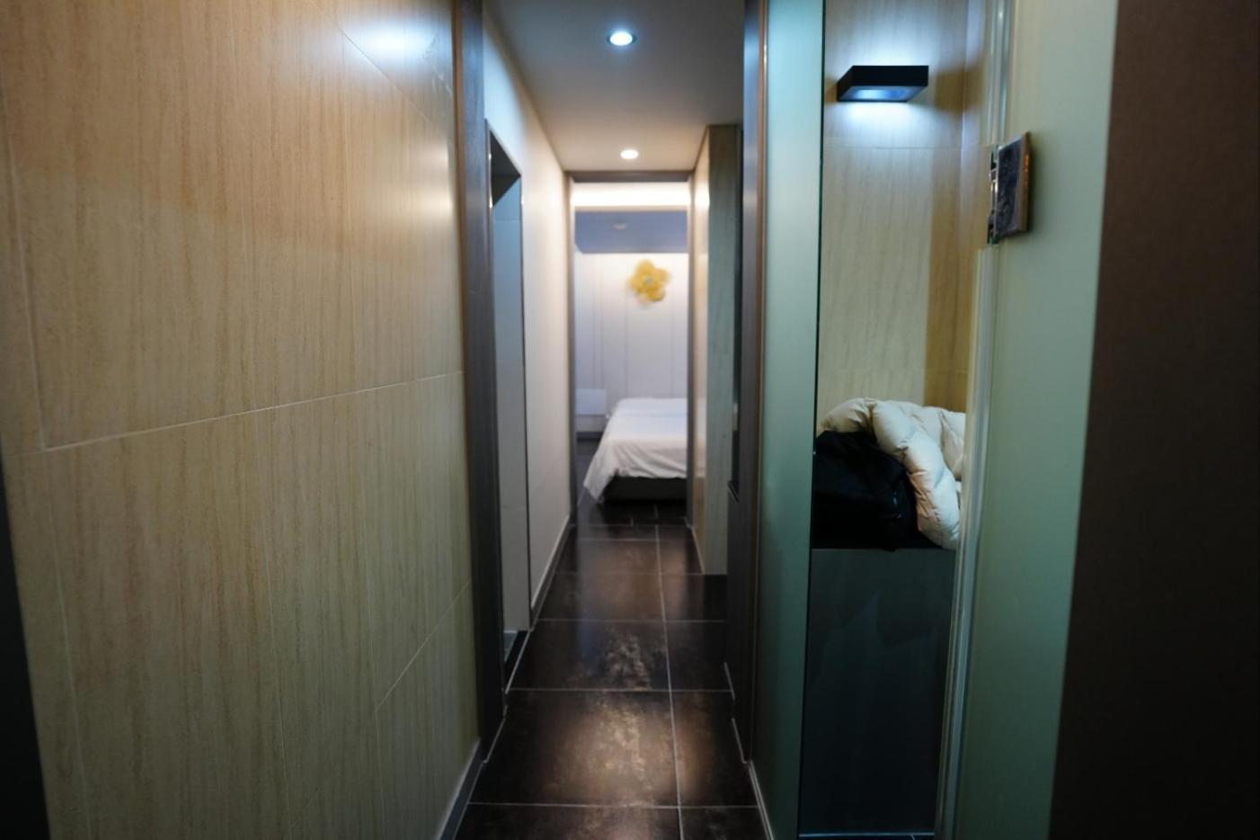 Shinchon Y Hotel Seoul Exterior photo